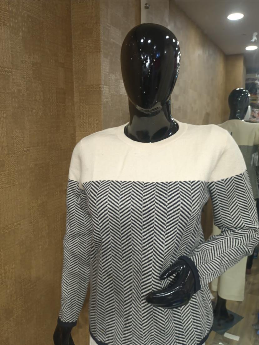 Women?s Cardigan