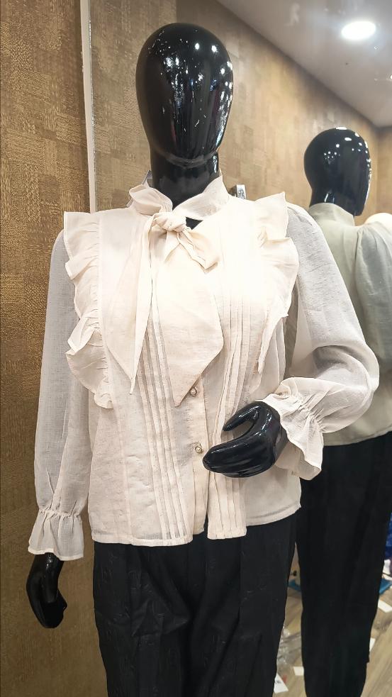 Stylish Women?s Shrug