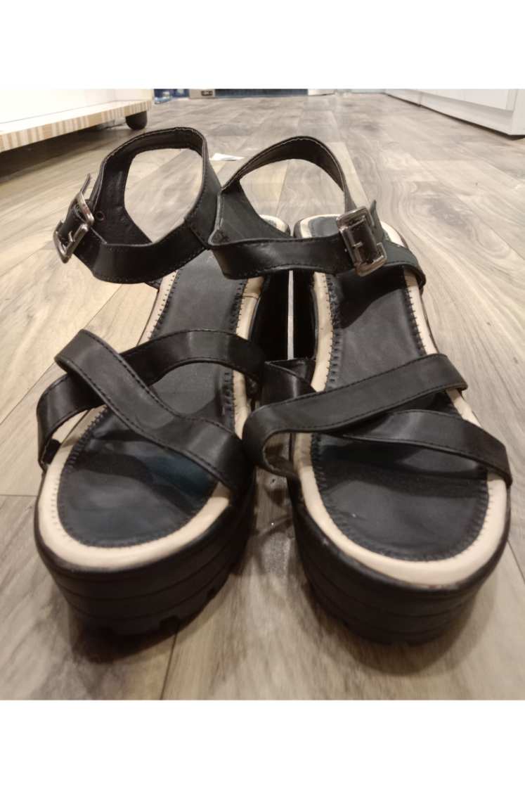 Comfortable Women?s Sandals